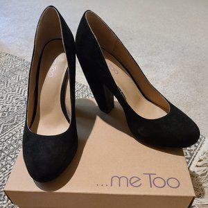 Black suede pumps